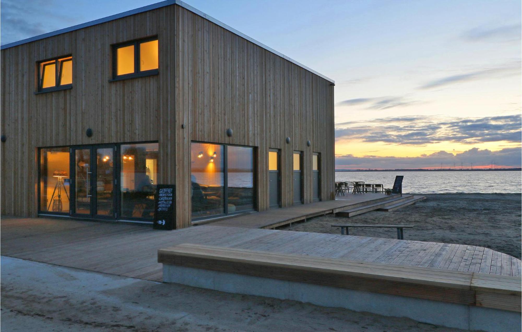 Nice Home In Lembruch-Duemmer See With Sauna المظهر الخارجي الصورة